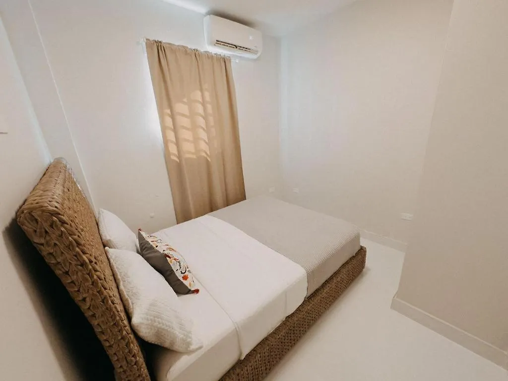 Luxurious Beachside 3-Br Apt San Juan